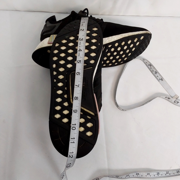 Adidas NMD R1 Parley Black Magic Mauve Shoes - Picture 12 of 12